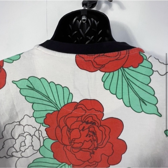 NWT Primitive White Floral Crew Tee XL - Picture 3 of 5